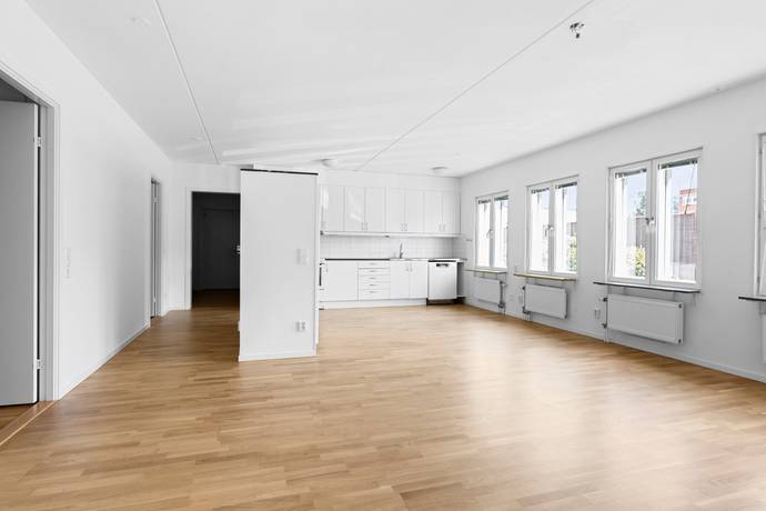 4 rum lägenhet på Engelbrekts väg 18 Tureberg, Sollentuna kommun - bild 1