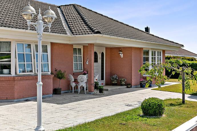 5 rum villa på Christian IV:s väg 9 Åkeshall, Ystads kommun - bild 1