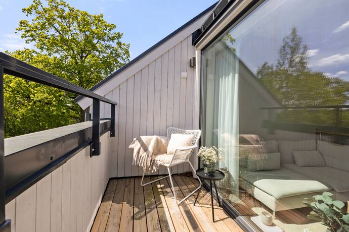 6 rum Par-/kedje-/radhus på Ulvsbergsvägen 7G Tullinge Strand Botkyrka kommun - bild 38