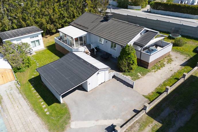 Bärnstensvägen 5, Skälby, Järfälla kommun