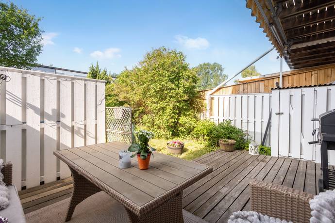5 rum Radhus på Capellavägen 75 Skälby Järfälla kommun - bild 3
