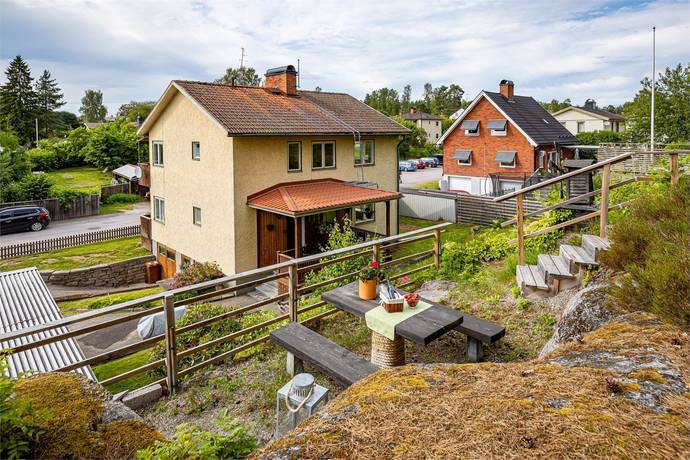 villa på Gästgivarevägen 16 Högåsen, Arvika kommun - bild 3