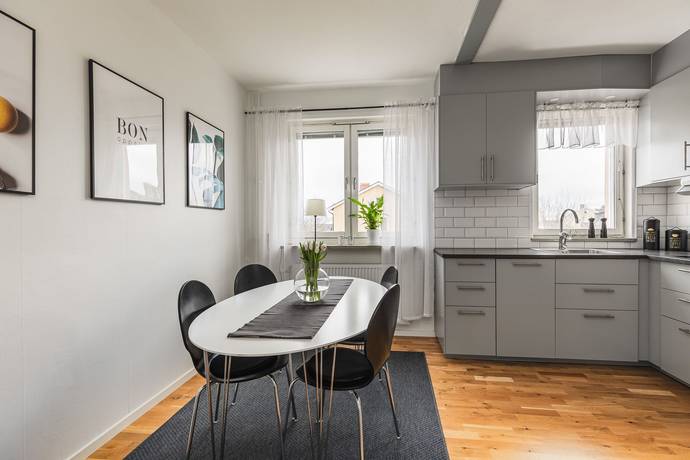 2 rum lägenhet på Tingstugatan 37B Tingstuhöjden, Strängnäs kommun - bild 3
