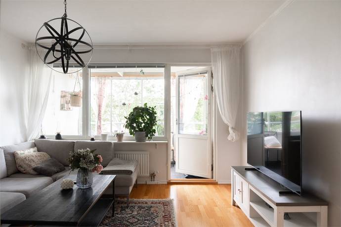 3 rum lägenhet på DRAGVERKSGATAN 21 Bäckby, Västerås kommun - bild 3