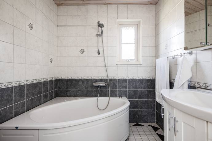 6 rum Villa på Diabasvägen 2 Bålsta Skörby Håbo kommun - bild 33