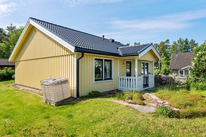 Hallstavik, Norrtälje kommun