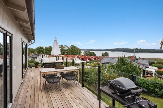 6 rum villa på Gråbergsgatan 14 Gransäter, Norrtälje kommun - bild 1