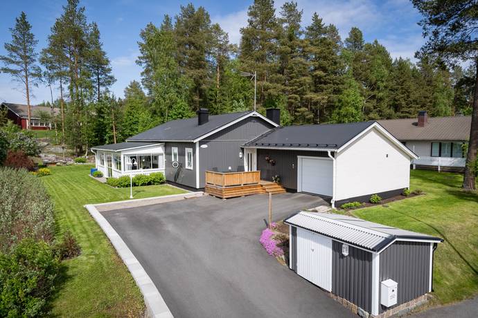 4 rum villa på Björkhammargatan 15D Skelleftehamn, Skellefteå kommun - bild 1