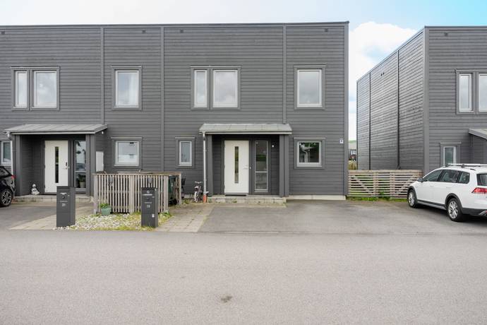 5 rum radhus på Tegelmästarevägen 18 Veberöd, Lunds kommun - bild 1