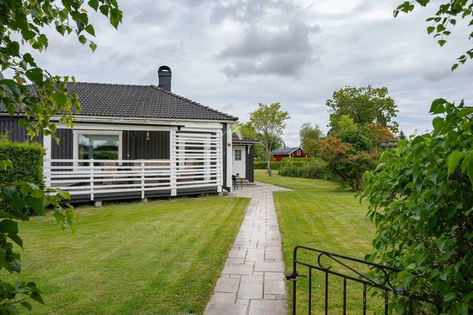 4 rum villa på Gröna gatan 12 Lady Smith, Arboga kommun - bild 1