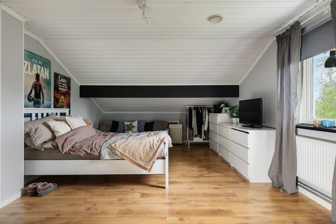 7 rum Villa på Gamla Köpingsvägen 26 Kungs Barkarö Kungsörs kommun - bild 36