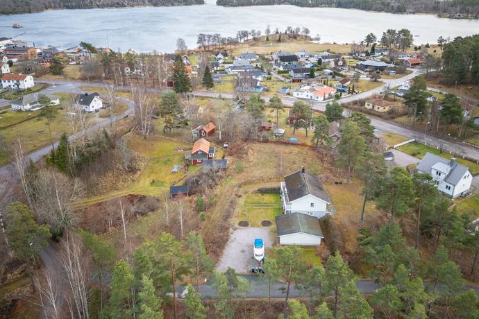 tomt på Askerumsvägen Loftahammar, Västerviks kommun - bild 1