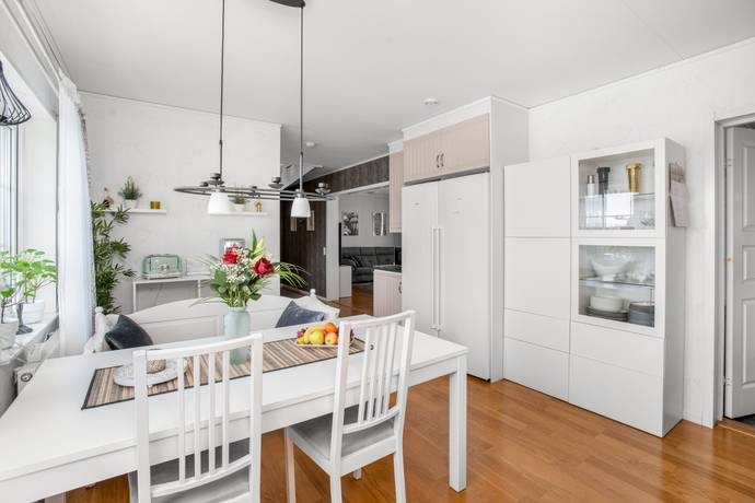 6 rum Villa på Sörfors 819 Sörfors Umeå kommun - bild 9