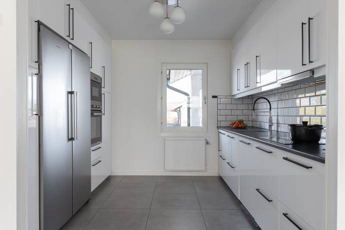 6 rum villa på Bysågsgatan 10 Norra Vallby, Västerås kommun - bild 4