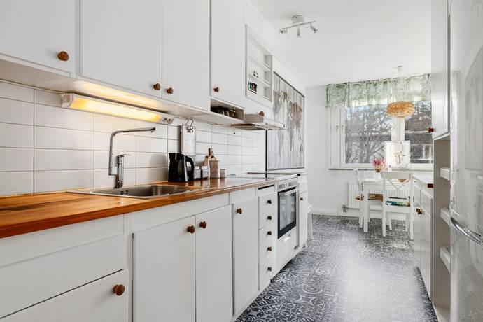 3 rum lägenhet på Heimdalsgatan 8, 3TR Valsta, Sigtuna kommun - bild 1
