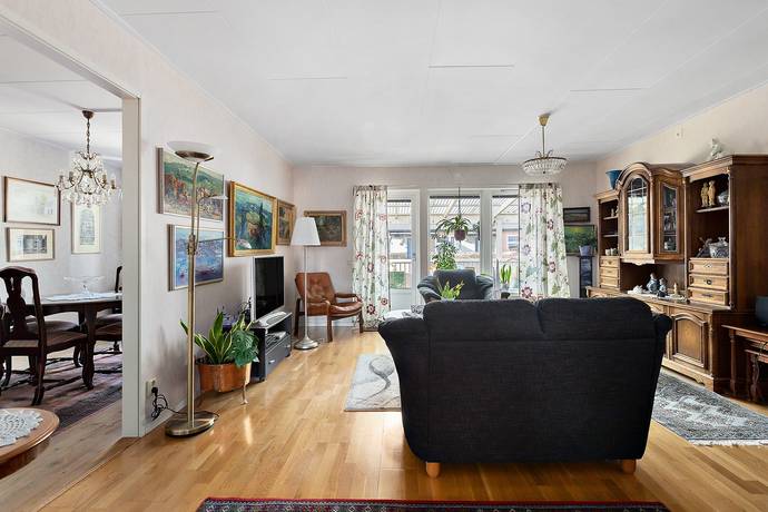4 rum Radhus på Mellringevägen 26 Örebro kommun - bild 6