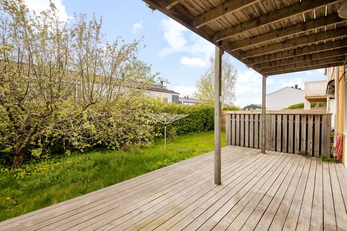 5 rum Radhus på Asplövsgränd 124 Hässelby Norra Villastad Stockholms kommun - bild 6