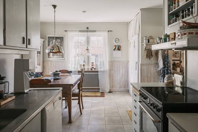4 rum Villa på Ringvägen 9 Lyrestad Mariestads kommun - bild 5