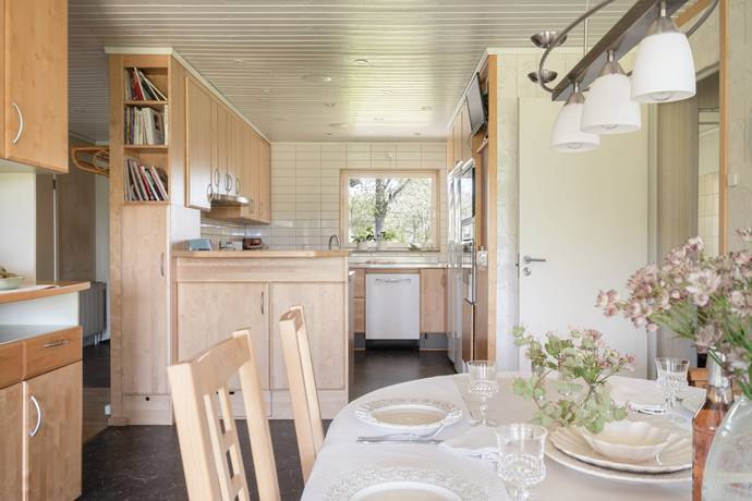 9 rum Villa på Hjälmareds allé 15 Hjälmared Alingsås kommun - bild 12