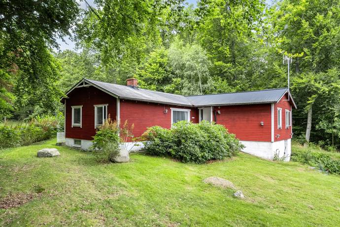 5 rum villa på Skäralid 815 Ljungbyhed, Klippans kommun - bild 1