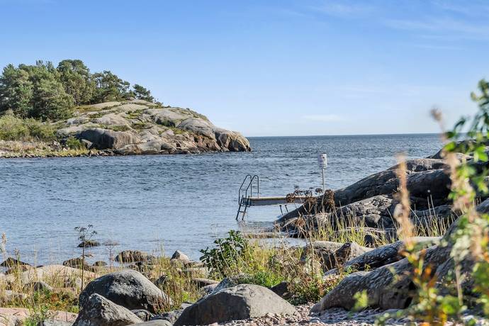 4 rum fritidshus på Grisslestigen 10 Centrala Grisslehamn, Norrtälje kommun - bild 1