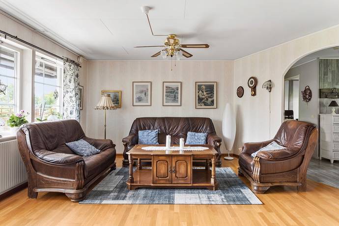 4 rum villa på Skogsdungevägen 5 Stora Sundby/Alberga, Eskilstuna kommun - bild 4