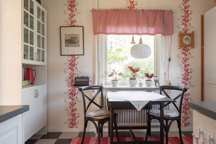 4 rum Villa på Vasavägen 21 Haga Kumla kommun - bild 17