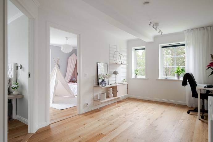 7 rum Parhus på Örnklovägen 8B Kolvik Värmdö kommun - bild 22
