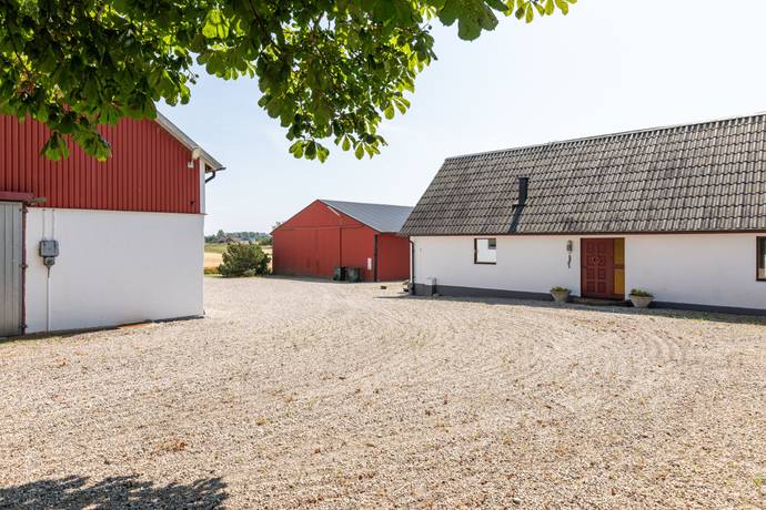 5 rum gård/skog på Norra Vallösavägen 16 Ystad, Ystads kommun - bild 4
