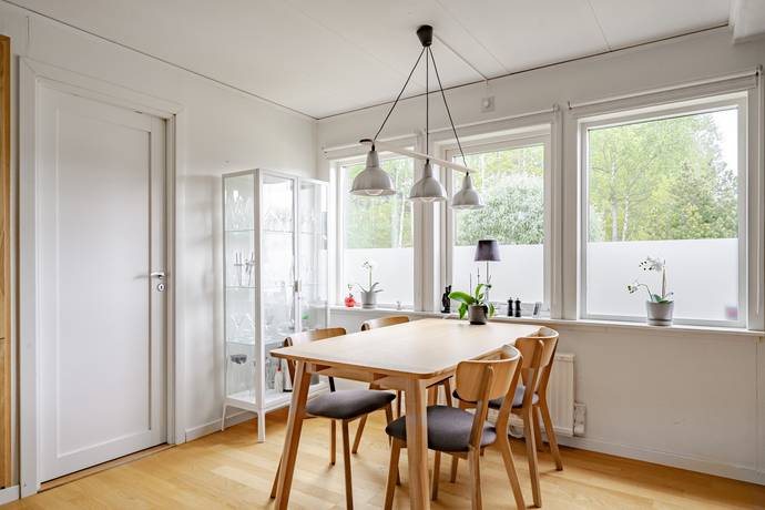 6 rum Kedjehus på Odonstigen 25 Finninge Strängnäs kommun - bild 15