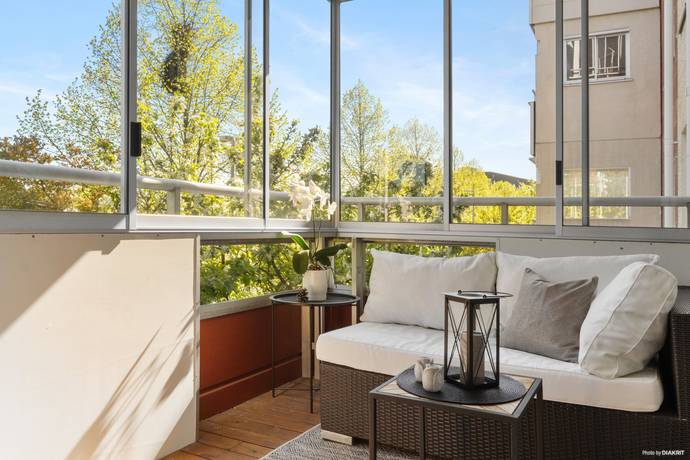 3 rum lägenhet på Fyrspannsvägen 42 Jarlaberg, Nacka kommun - bild 2
