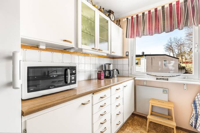4 rum Radhus på Fridhemsgatan 15B Ulvhäll/Fridhem Strängnäs kommun - bild 13