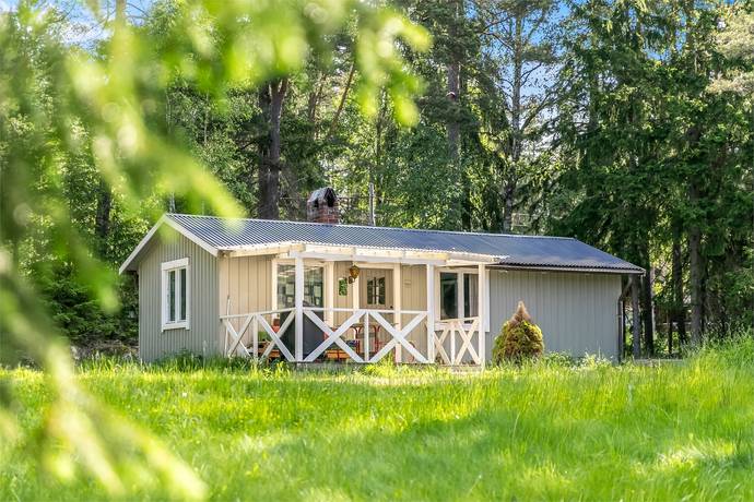 2 rum fritidshus på Skrindvägen 3 Bro - Håbo-tibble, Upplands-Bro kommun - bild 2