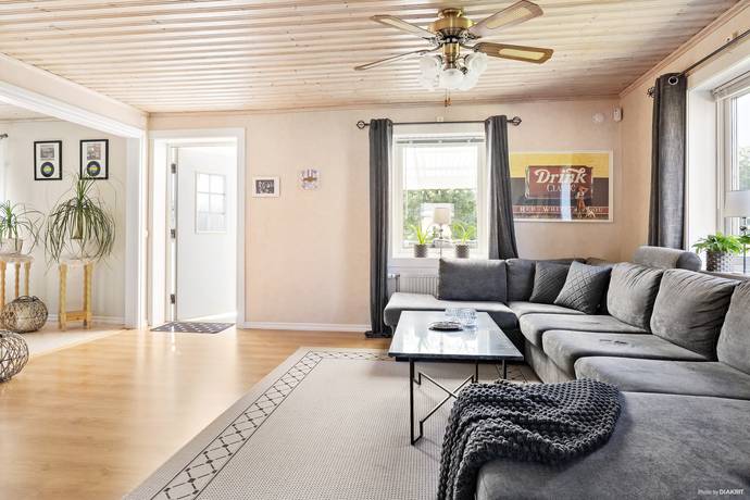 8 rum Villa på Lundvägen 20 Blåsut Vänersborgs kommun - bild 11