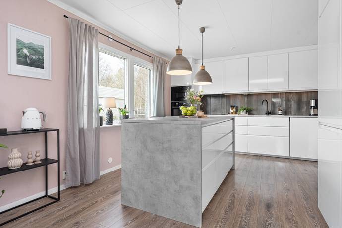 6 rum Villa på Kryssvägen 22 Fisksjön Karlskoga kommun - bild 8
