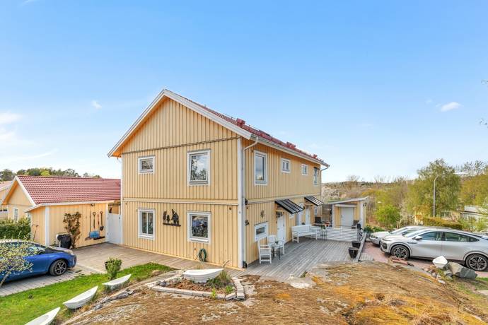 4 rum parhus på Båtsman stens väg 29A Spånga, Stockholms kommun - bild 1