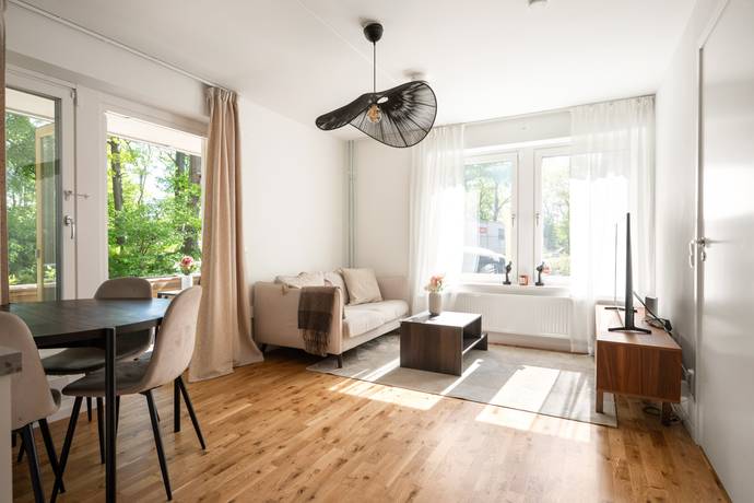 Klockelundsvägen 14, Farsta, Stockholms kommun