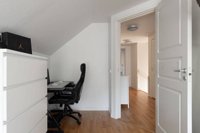 6 rum Villa på Teggatan 35 Korsta Kumla kommun - bild 34