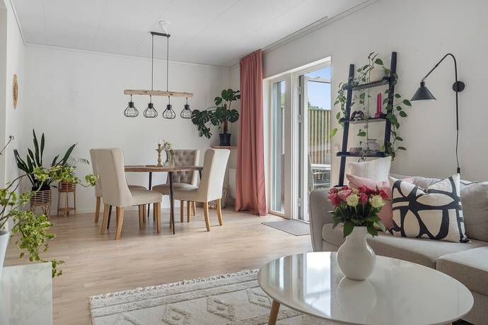 5 rum Radhus på Koriandervägen 22 A Höör Höörs kommun - bild 16