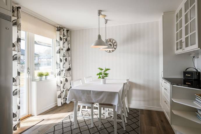 7 rum Villa på Månstensvägen 19 Ulveket Skövde kommun - bild 22
