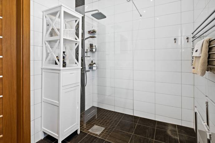6 rum Villa på Rävstensvägen 21 Björkhaga Österåkers kommun - bild 34