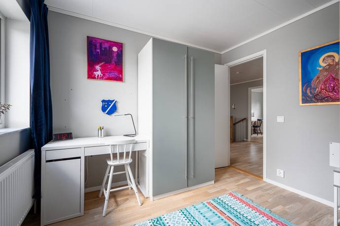 5 rum Par-/kedje-/radhus på Torpängsgatan 1B Ängby Knivsta kommun - bild 24