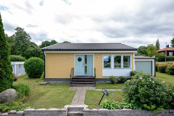 3 rum villa på Ringvägen 2 Julita, Katrineholms kommun - bild 1