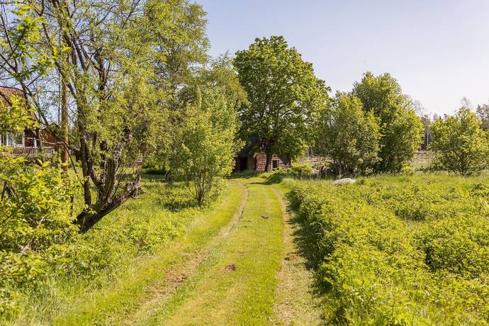 5 rum Vinterbonat fritidshus på Bennarby 116 (ÖSTHAMMAR BENNARBY 1:4 och ÖSTHAMMAR BENNARBY 1:7) Österbybruk Östhammars kommun - bild 37