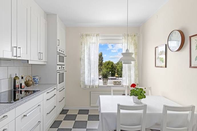 3 rum Lägenhet på Sätunavägen 12B Märsta - Centralt Sigtuna kommun - bild 4
