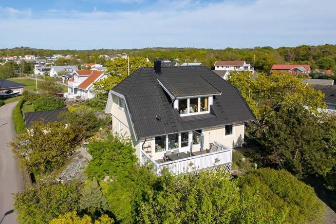 5 rum villa på Vikbrovägen 4 Torslanda, Göteborgs kommun - bild 3