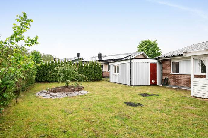 5 rum Villa på Vitsippestigen 10 Mantorp Mjölby kommun - bild 32