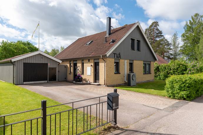 6 rum villa på Mätarvägen 2 Ramnäs, Surahammars kommun - bild 1