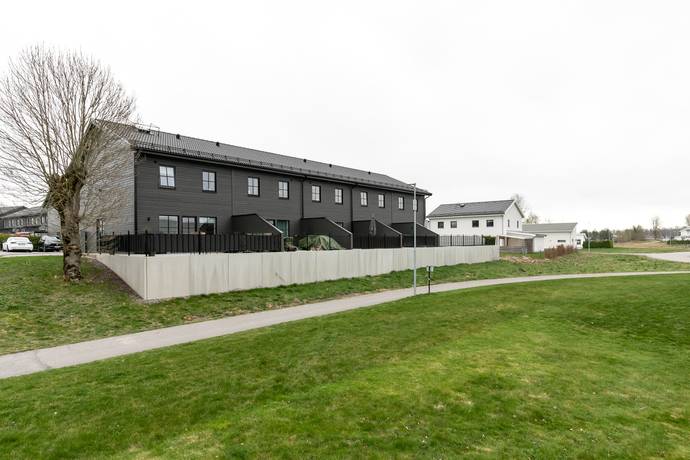 5 rum Radhus på Hasselbacksvägen 7C Lanna Lekebergs kommun - bild 24