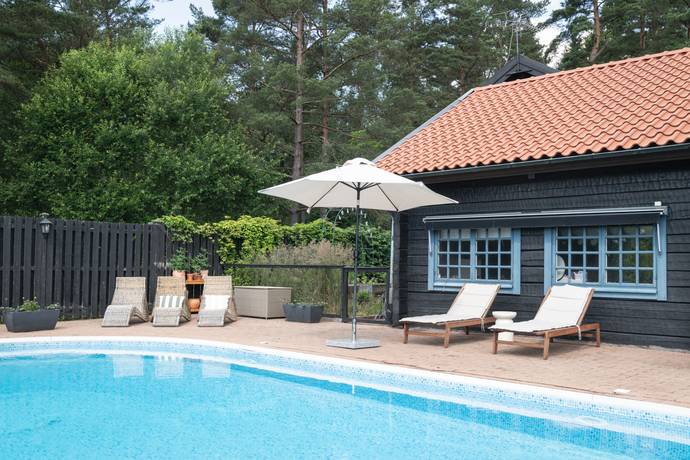 14 rum villa på Brokvarn 1 Svenljunga, Svenljunga kommun - bild 3
